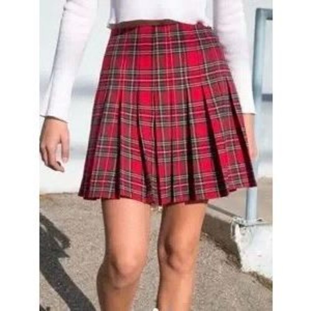 NEW Brandy Melville Women’s One Size Dana Plaid Pleated Skirt